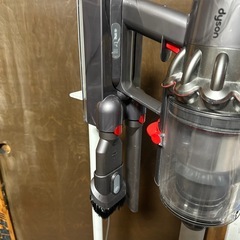 Dyson ダイソンV10 SV12 の画像