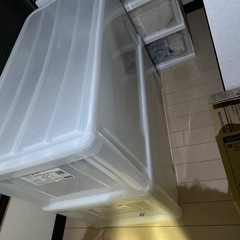 衣装ケースの画像