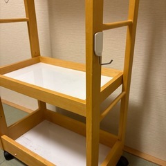 ラック　ランドセル　洋服などの画像