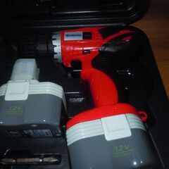 充電式ドライバードリル　超美品の画像