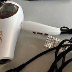 ヘアドライヤーの画像