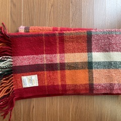 チェック柄ストールの画像