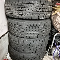 2024年新品購入したスタッドレスタイヤ4本ホイールセット 215/60R16 95Qの画像