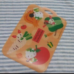 ハローキティ　ブランケットの画像