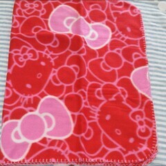 ハローキティ　ブランケットの画像
