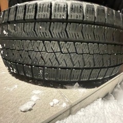 215/60/16 2017年製 
ブリジストン VRX2  の画像