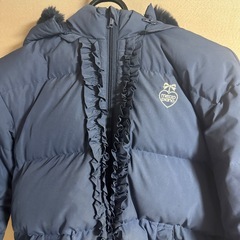 mezzo piano メゾピアノ フリルショートダウン入りブルゾン ネイビーの画像