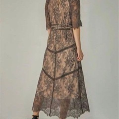 ドリードール ショルダーギャザーラッセルレースワンピース M 結婚式の画像