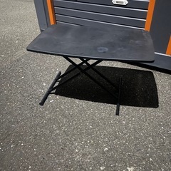 無料　高さ調整テーブルの画像