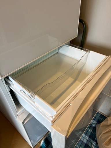冷蔵庫　TOSHIBA 