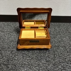 SANKYO musicale オルゴール付き ジュエリーボックス ノスタルジック／ヴィンテージ雑貨✨ の画像