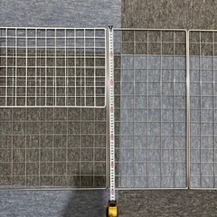 ワイヤーネット　3枚 ＆ 白1枚（今年中に処分予定）の画像