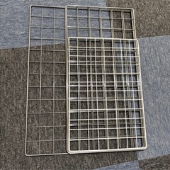 ワイヤーネット　3枚 ＆ 白1枚（今年中に処分予定）の画像
