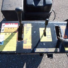 何度も言いますがバッテリー新品なんです！！除雪機イセキ　SA708実動富山、石川、金沢の画像