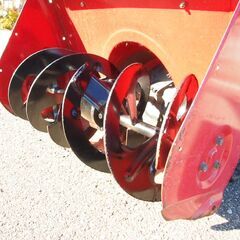 何度も言いますがバッテリー新品なんです！！除雪機イセキ　SA708実動富山、石川、金沢の画像