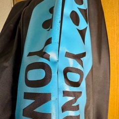 YONEX ラケットバッグ リュック型 2気室 ブラック×ブルーの画像