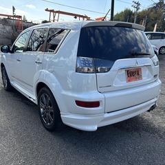 自社ローンあり！ガソリン100リットルプレゼント✨ワンオーナー✨走行5万キロ台✨4WD✨ミツビシ☆アウトランダー☆ROADEST 20MS☆2000cc☆7人乗り☆の画像