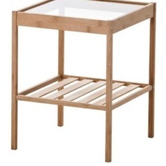 IKEA サイドテーブルの画像