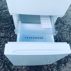 🌸YAMADA ノンフロン冷凍冷蔵庫  YRZ-F15E1の画像