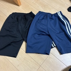ハーフパンツ　150 2枚の画像