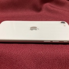 ❤️超美品‼️iPhone SE2‼️バッテリー100%❤️の画像