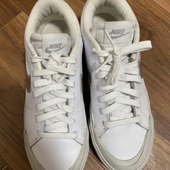 NIKEスニーカーの画像