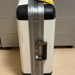 BERMASスーツケースの画像