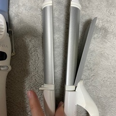 サロニア　ヘアアイロン　コテの画像