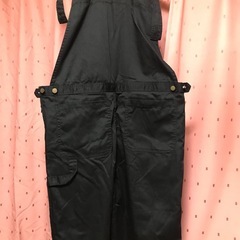 サロペットの画像