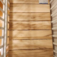 カトージ　キャスター付ベビーベット　60×90　マット付きの画像