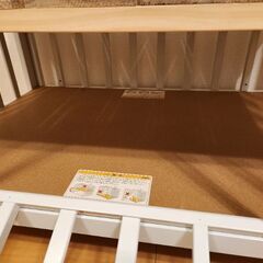 カトージ　キャスター付ベビーベット　60×90　マット付きの画像