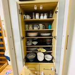 食器棚の画像