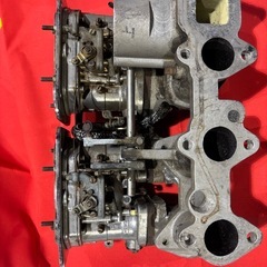 ウェーバーキャブレターの画像