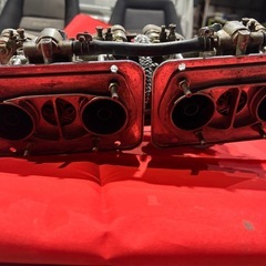 ウェーバーキャブレターの画像