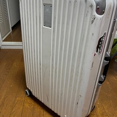 【
どうせ捨てるだけですので…】スーツケース大サイズの画像