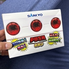 SANKYO　飛び出る！震える！光る！音が鳴る！PUSHボタンの画像