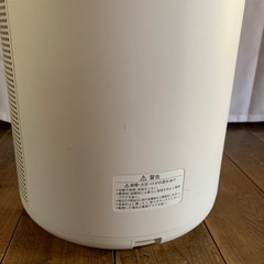 フィルターもきれいです。無印良品 空気清浄機 MJ-AP1 2019年製の画像