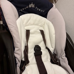 ハイローチェア　ネムリラ　テーブル付きの画像