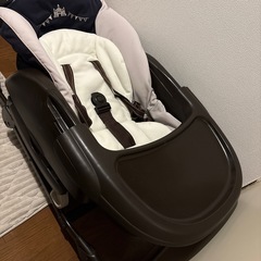 ハイローチェア　ネムリラ　テーブル付きの画像