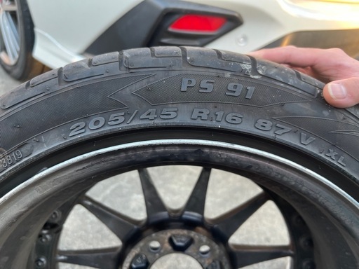 ホイール[16 × 8JJ +25 ]＋タイヤ [205/45R16]4本セット（ひっぱり・塗装あり）[CR-Z/スイフトスポーツ]