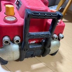 マックス 高圧エアーコンプレッサー AK-HL1210Eの画像