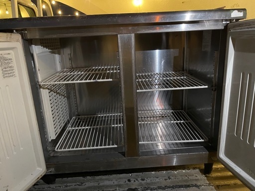正常可動　
業務用コールドテーブル