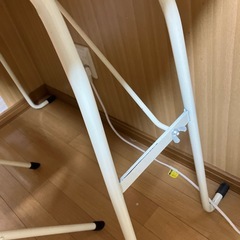 机　椅子　セット　　勉強机　パソコンの画像