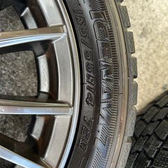 スタッドレスタイヤ　アルミホイール付き
の画像