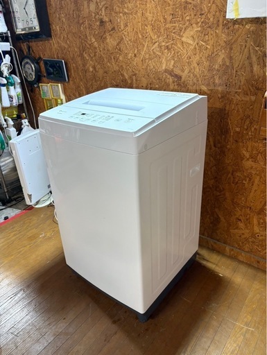 L1901 IRISOHYAMA アイリスオーヤマ 縦型洗濯機 6kg 2020年製 一部割れあり