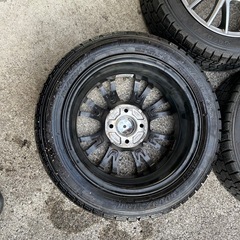 スタッドレスタイヤ　アルミホイール付き
の画像
