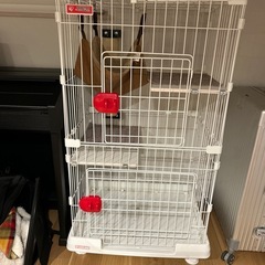  コンパクトキャットケージ 室内飼い キャットケージ 猫 猫用品 猫用 キャスター 2段 キャットゲージ コンパクト ホワイトの画像