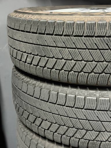 14インチ バリ溝スタッドレスタイヤホイールセット！ (たくや) 亀岡の