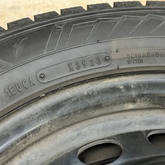 15インチ バリ溝スタッドレスタイヤホイールセット！の画像