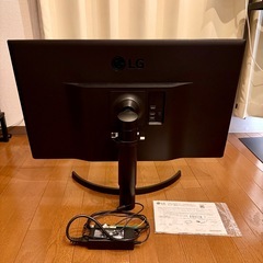 LG 32インチ 4Kディスプレイ 32UK550-B 美品の画像